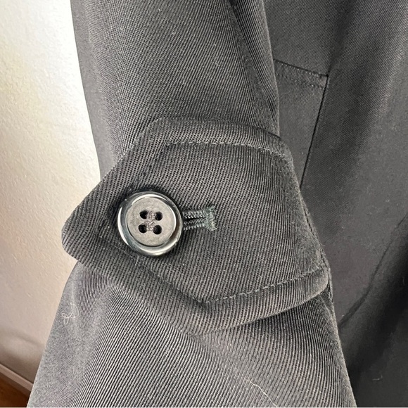 BURBERRY (Vintage Burberrys) 100% Wool Single Breasted Top Coat w/Red wool - Picture 12 of 14